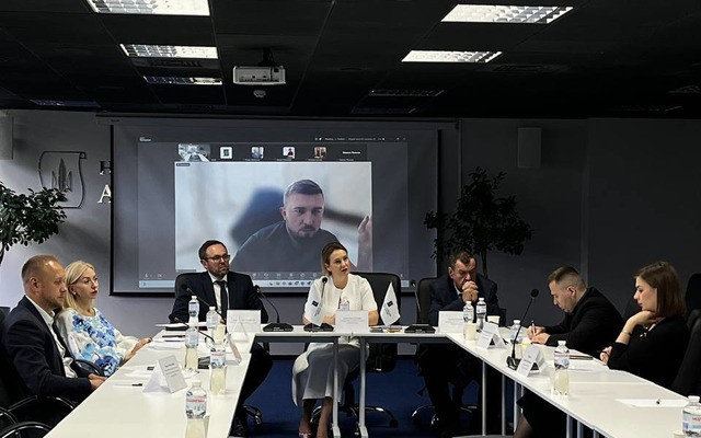 Post-war election finance: control and security at the UNBA round table