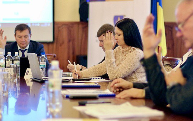 BCU instructed the regions to eliminate gaps in the URAU: 4,200 profiles without email addresses